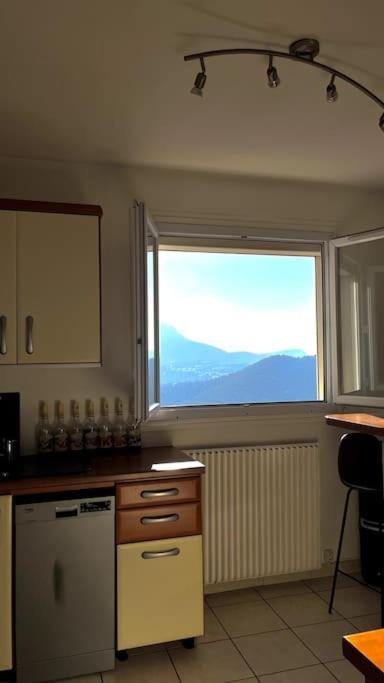 Superbe Appartement 2 Chambres Avec Vue Sur La Mer Et La Montagne 马赛 外观 照片